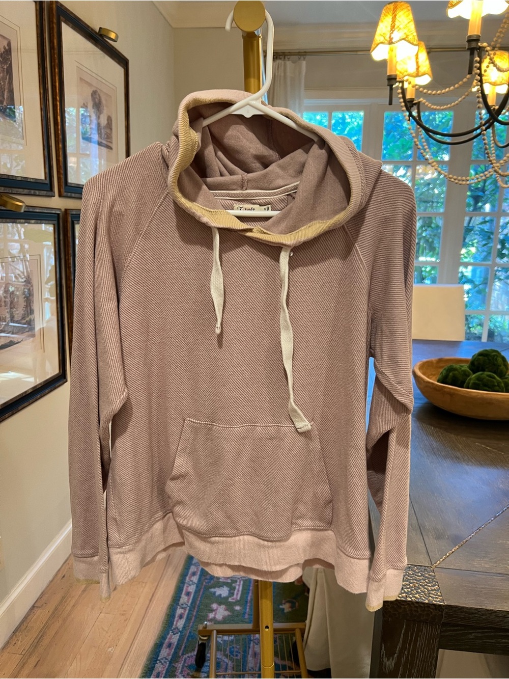 Women’s faherty Hooded Pullover Sweater in Dusty Mauve